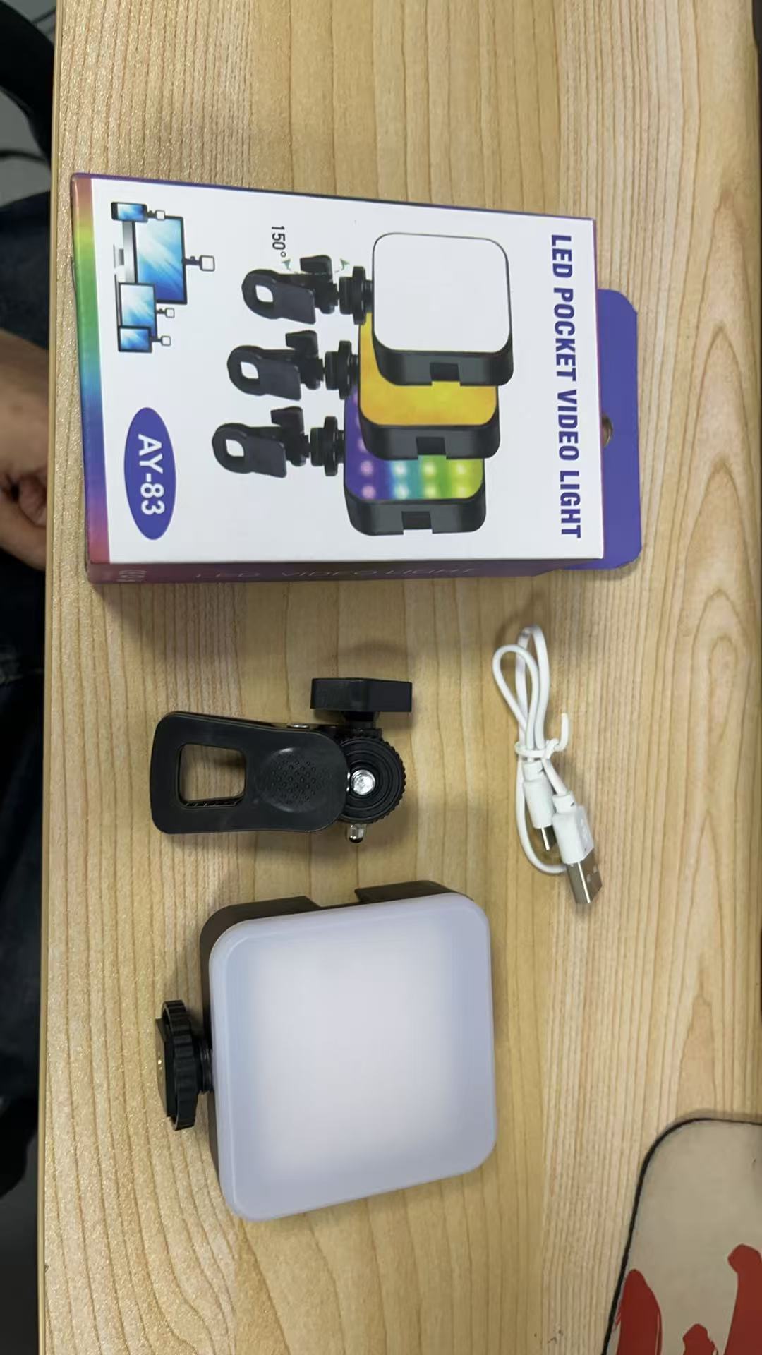 Lampa kieszonkowa RGB do fotog – Photography Lighting Color recenzja i cena